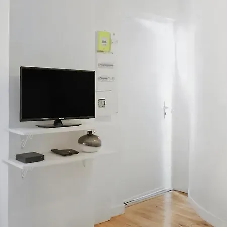 Moderne A Proche Arena Bercy Apartment