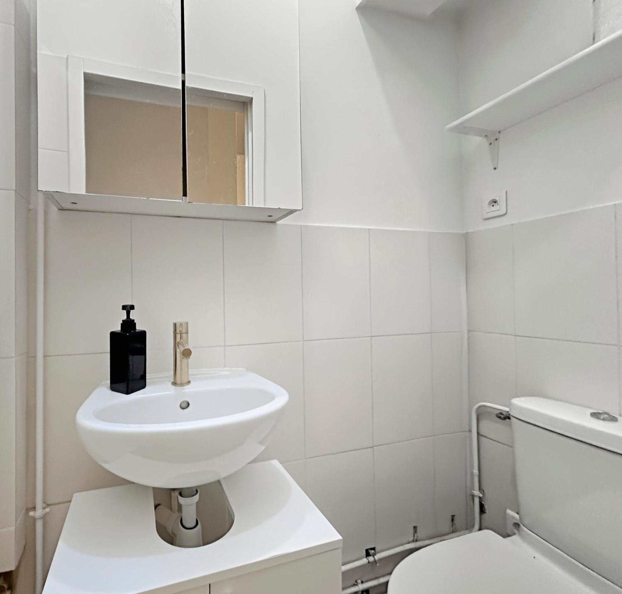 Moderne A Proche Arena Bercy Apartment *